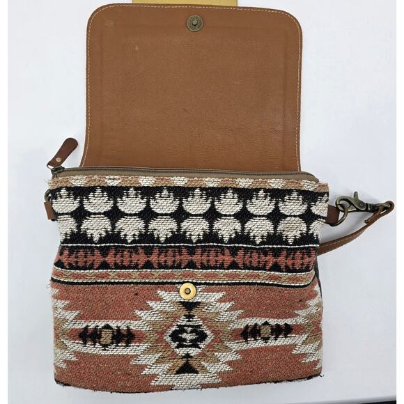 Myra Bag “Sansa” Leather Crossbody – Cowhide & Woven Southwest Pattern - Picture 10 of 11